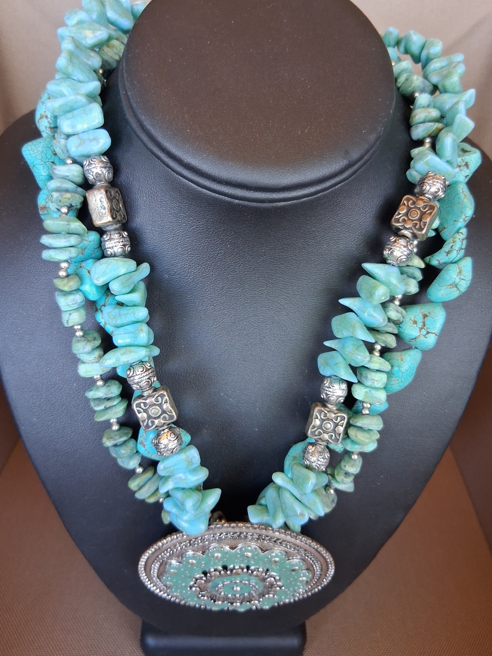 Faux Turquoise Chip Statement Necklace with Silver Accent Pendant
